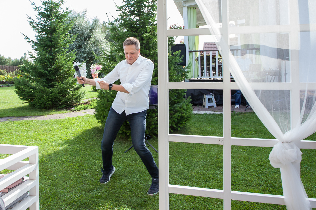 Организация мероприятий в коттедже. Ведущий Александр Воробьев