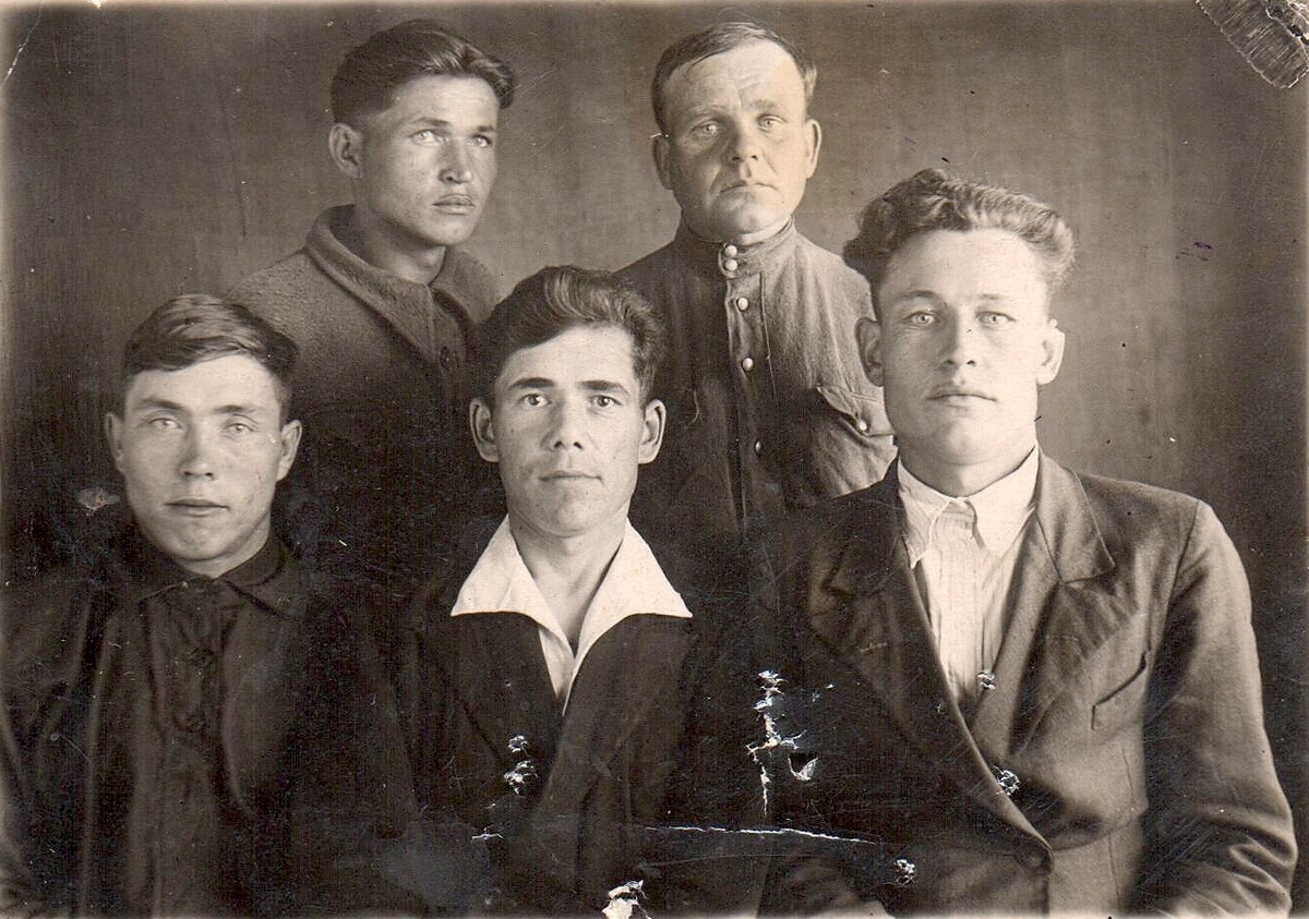 Сергей Соломатов справа