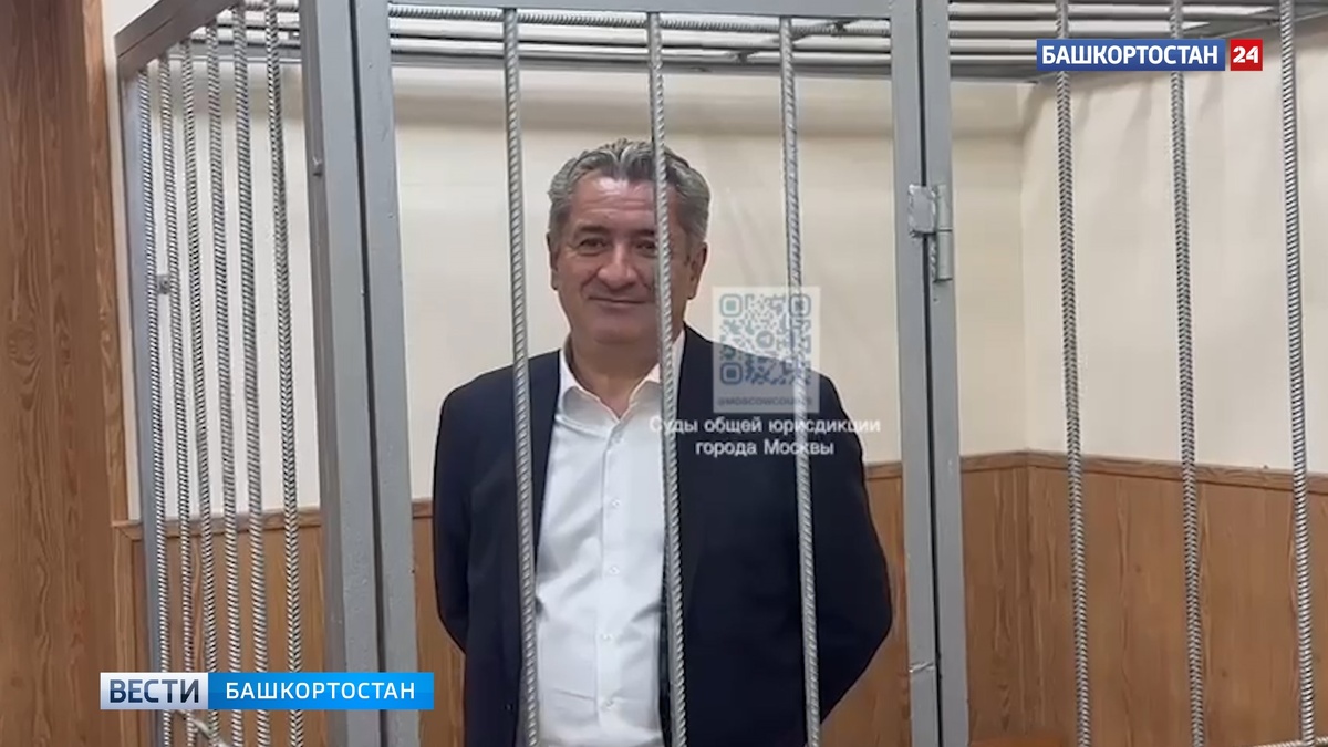    И.о. вице-премьера Башкирии Алан Марзаев не признал вину по делу о взятке