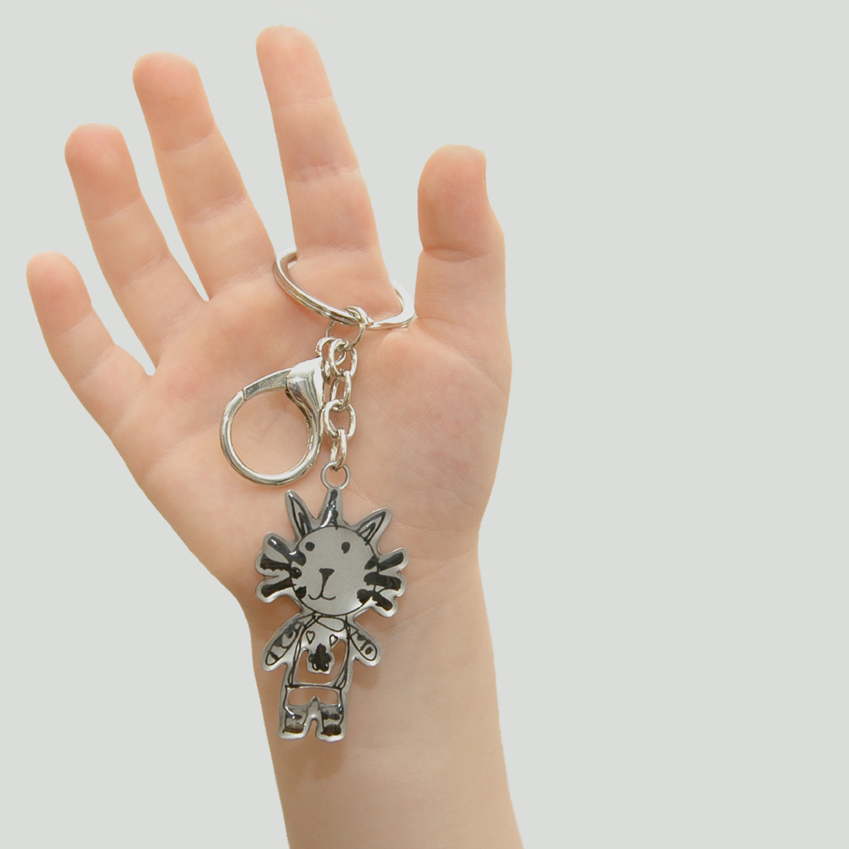 Подарок другу, особенный брелок по твоему рисунку