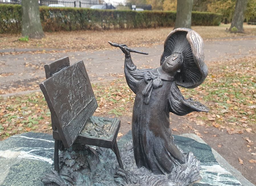 Найдите хобби, которое увлечёт, и тогда не захочется идти писать комментарии