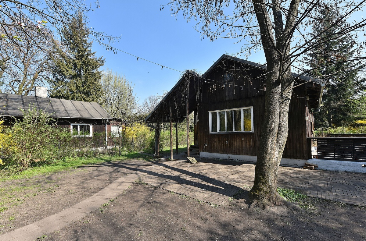 Рис. 2. Тот же самый проект в Финляндии. Автор фото: Adrian Grycuk. Лицензия: CC-BY-SA 3.0 Poland. Ссылка: https://commons.wikimedia.org/wiki/File:Osiedle_Jazd%C3%B3w_kwiecie%C5%84_2017.jpg