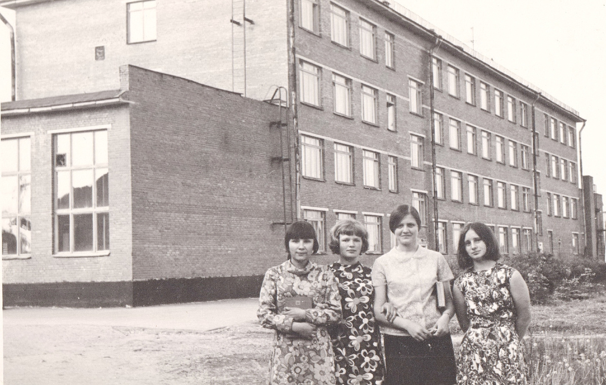 я, с подружками.