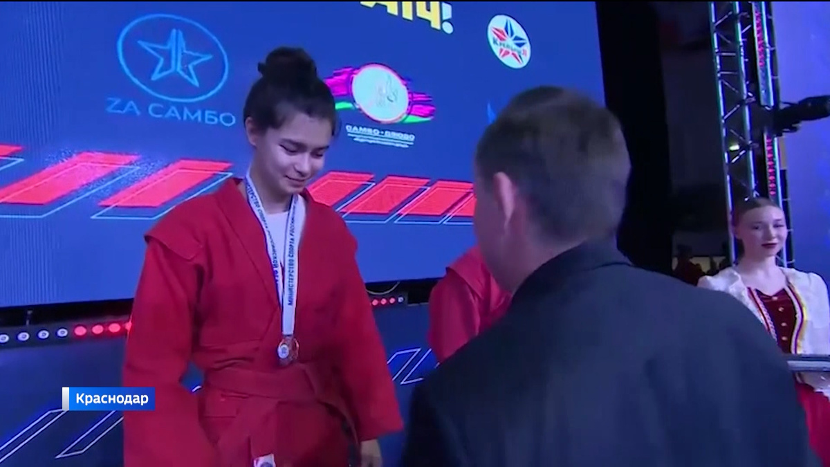    Самбистка из Башкирии Алия Мухаметьянова вошла в тройку лидеров на Кубке России