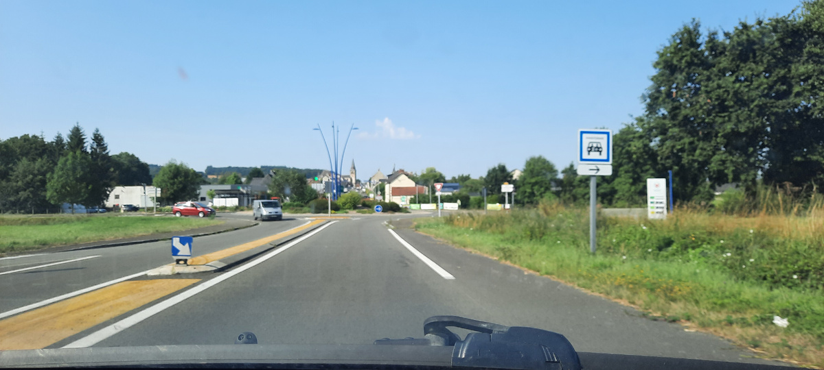 Дорога в Нормандии