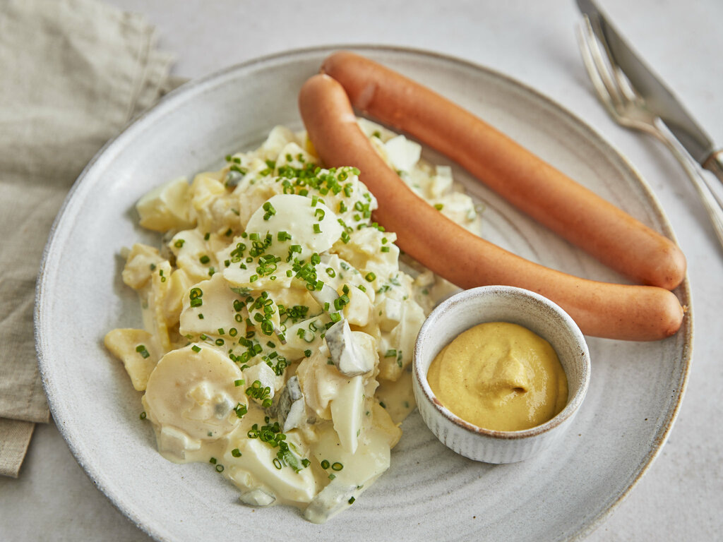 Картофельный салат - в кислосладком соусе. Классика! Фото: Einfach Kochen