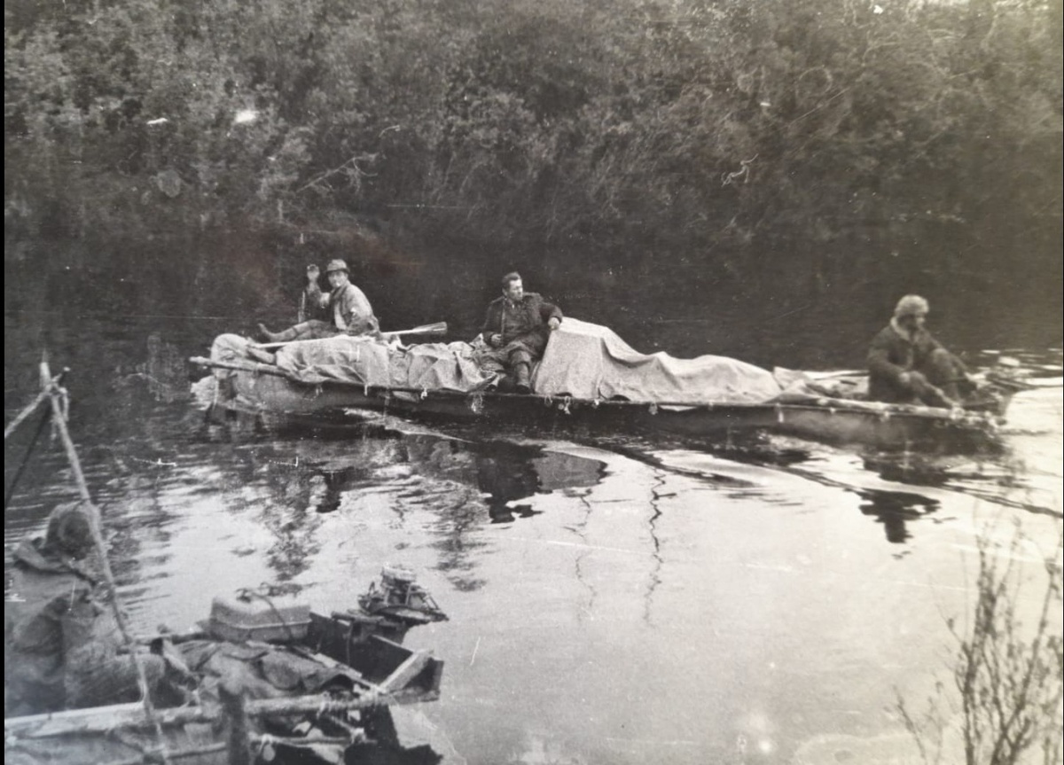 1979 год. Эвенкия, река Мойеро. Нивелирование 2 класса. ( Фото В. Фоменко)