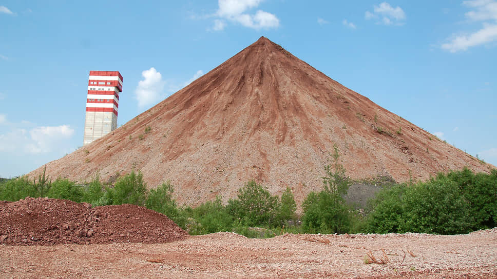 Большая часть промышленных отходов либо возвращается обратно в производство, либо используется в строительстве и иных смежных отраслях.📷Фото: Константин Мельницкий / Коммерсантъ