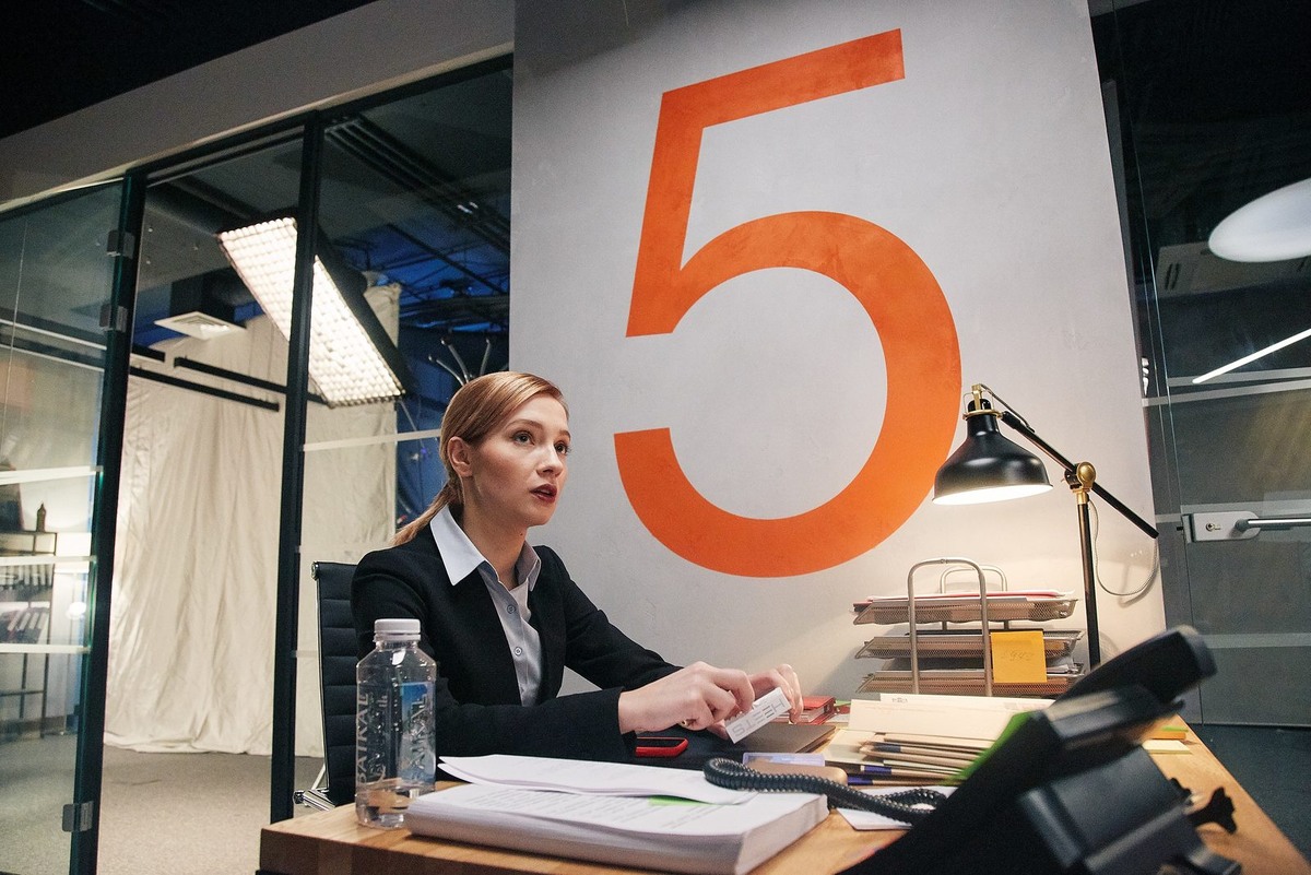 The great assistant. The great assistant. Офисный сотрудник. The great assistant. Интернет в офис.