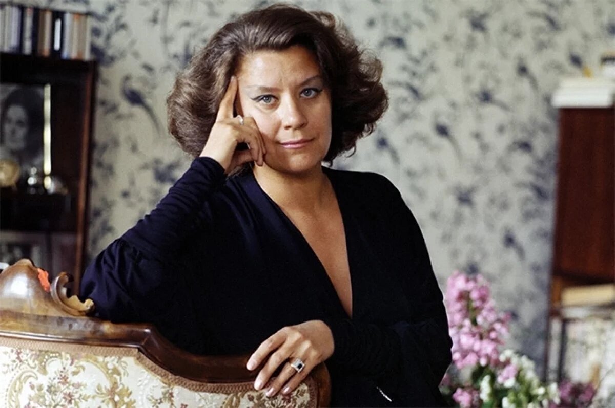    Главное, чему все могли научиться у Образцовой, — с уважением относиться к людям.