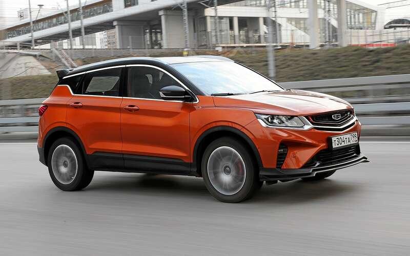    Цена на Geely Coolray с пробегом стартует от 1,5-1,6 млн рублей. Пробеги машин за эту цену могут быть любые – от 30 до 150 тысяч км. На стоимость больше влияют комплектация и реальное состояние автомобиля.