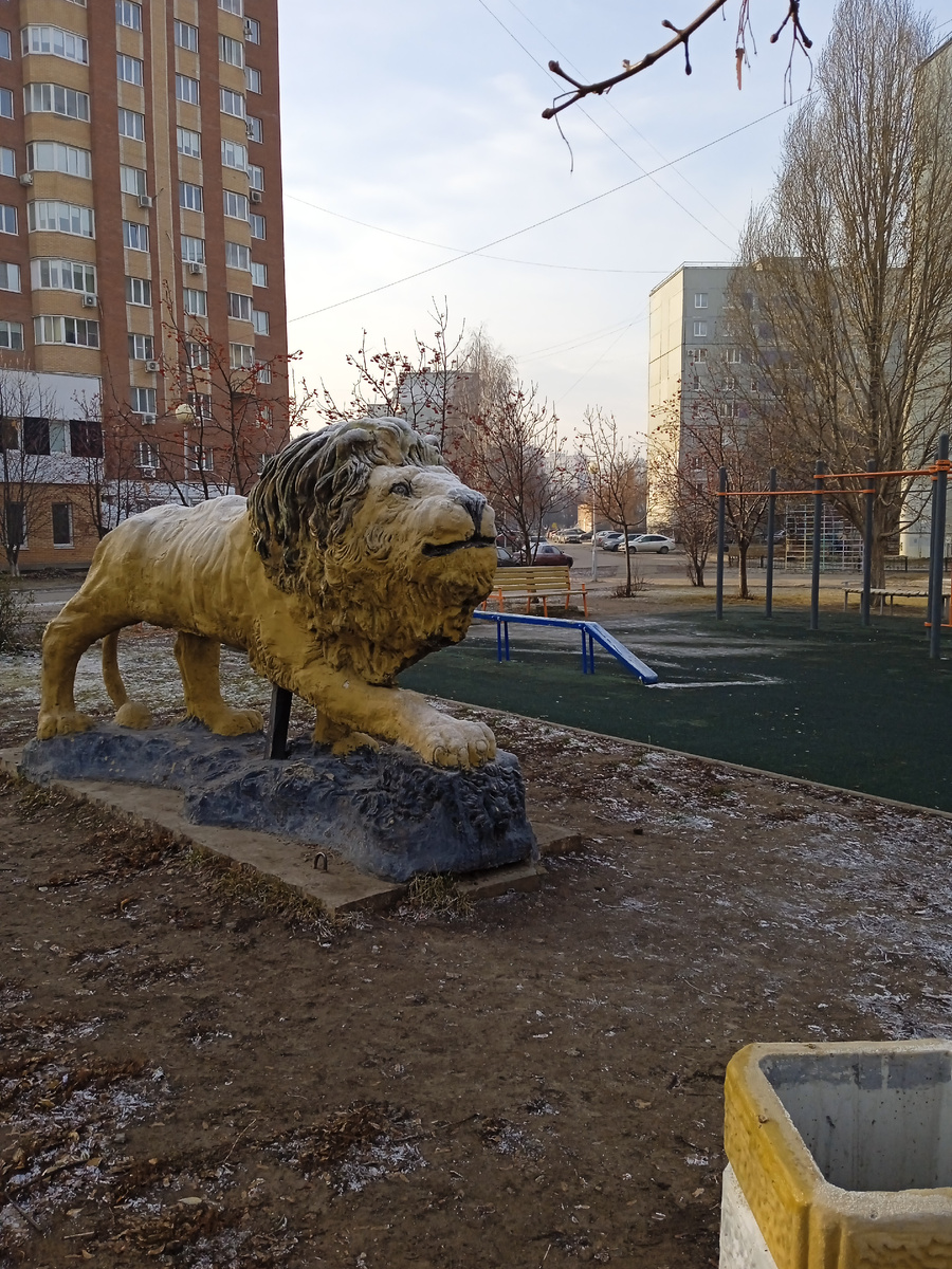 Очень понравился памятник. Тольятти, сквер семейного отдыха на бульваре Татищева. Фото автора