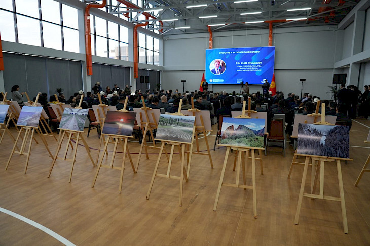 Листайте вправо, чтобы увидеть больше изображений