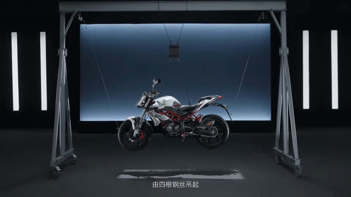    HUAWEI Mate X6 проверили на прочность и эффективность охлаждения [ВИДЕО]