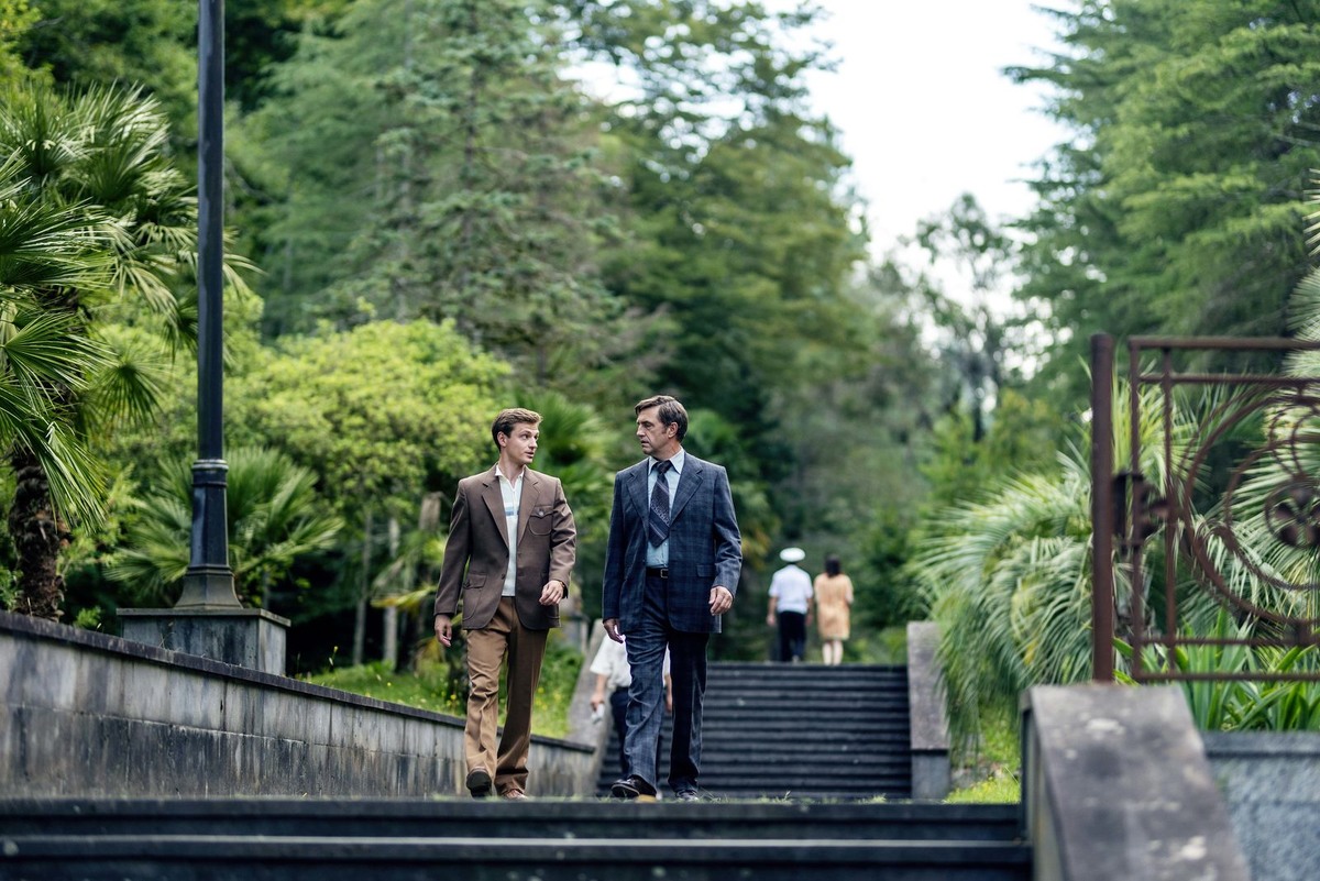 Источник фото: https://www.kino-teatr.ru/kino/movie/ros/172307/foto/1646782/