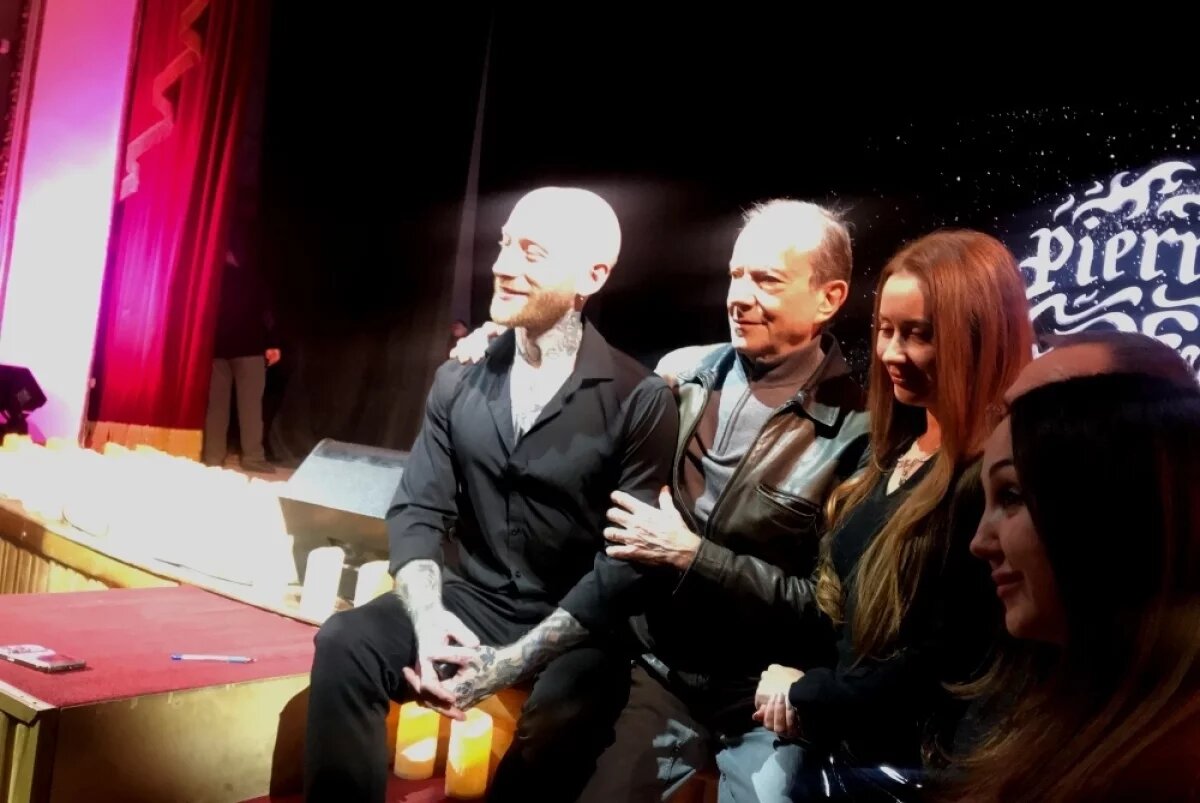    Отец французского певца Пьера Эдель переехал из Парижа жить в Ставрополь