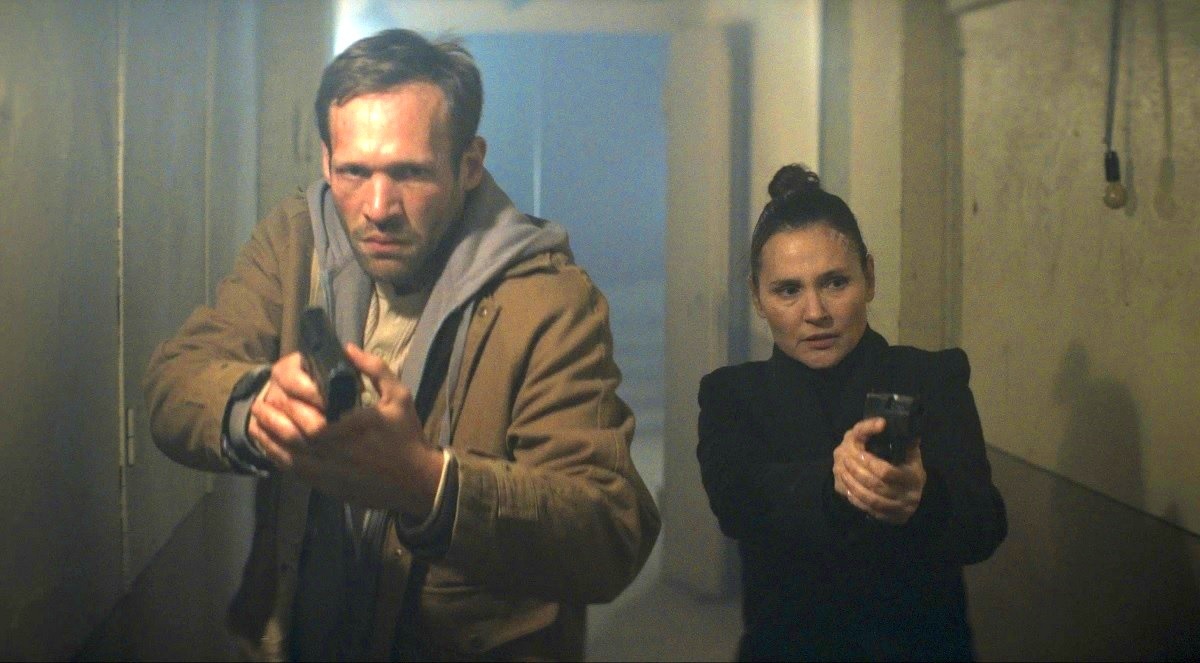 Будем строги, но честны: бывали в истории французского кино и более киногеничные дуэты. 