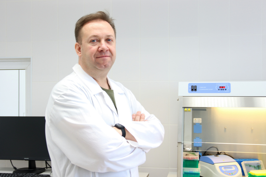 Профессор кафедры биологии ТМУ, д.м.н. Денис Геннадьевич Губин.