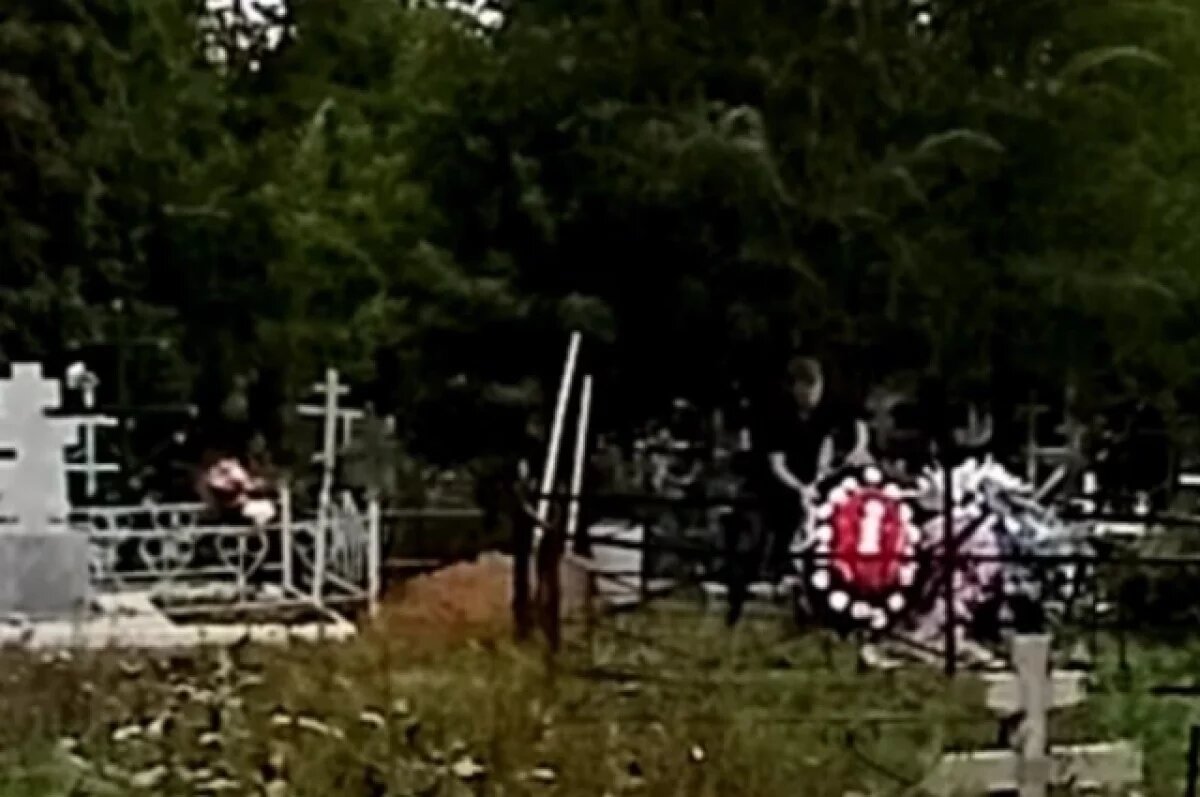    На кладбище в селе Мужи выявили нарушение санитарных норм