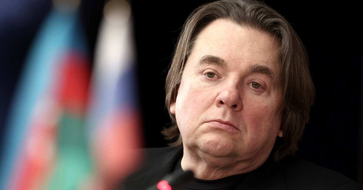 Константин Эрнст.