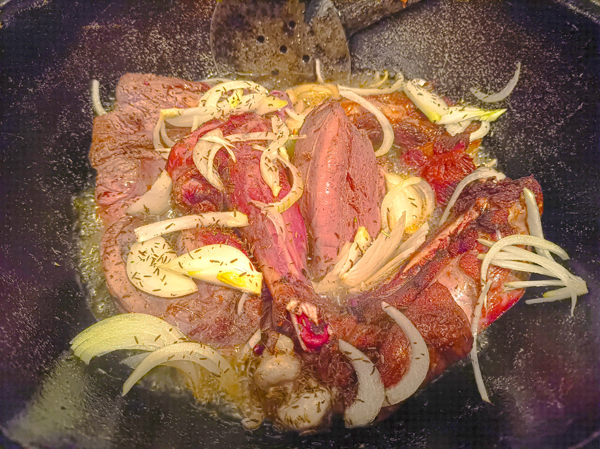 Здесь звуков нет🤣