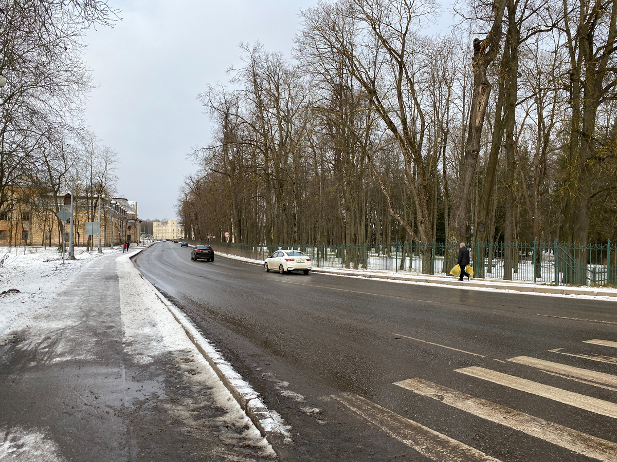 Гатчина не самый живописный город - расскажу про него отдельно в другой раз