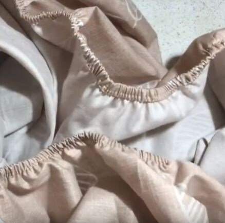    Простыня на резинке своими руками   
Источник: Скриншот из видео