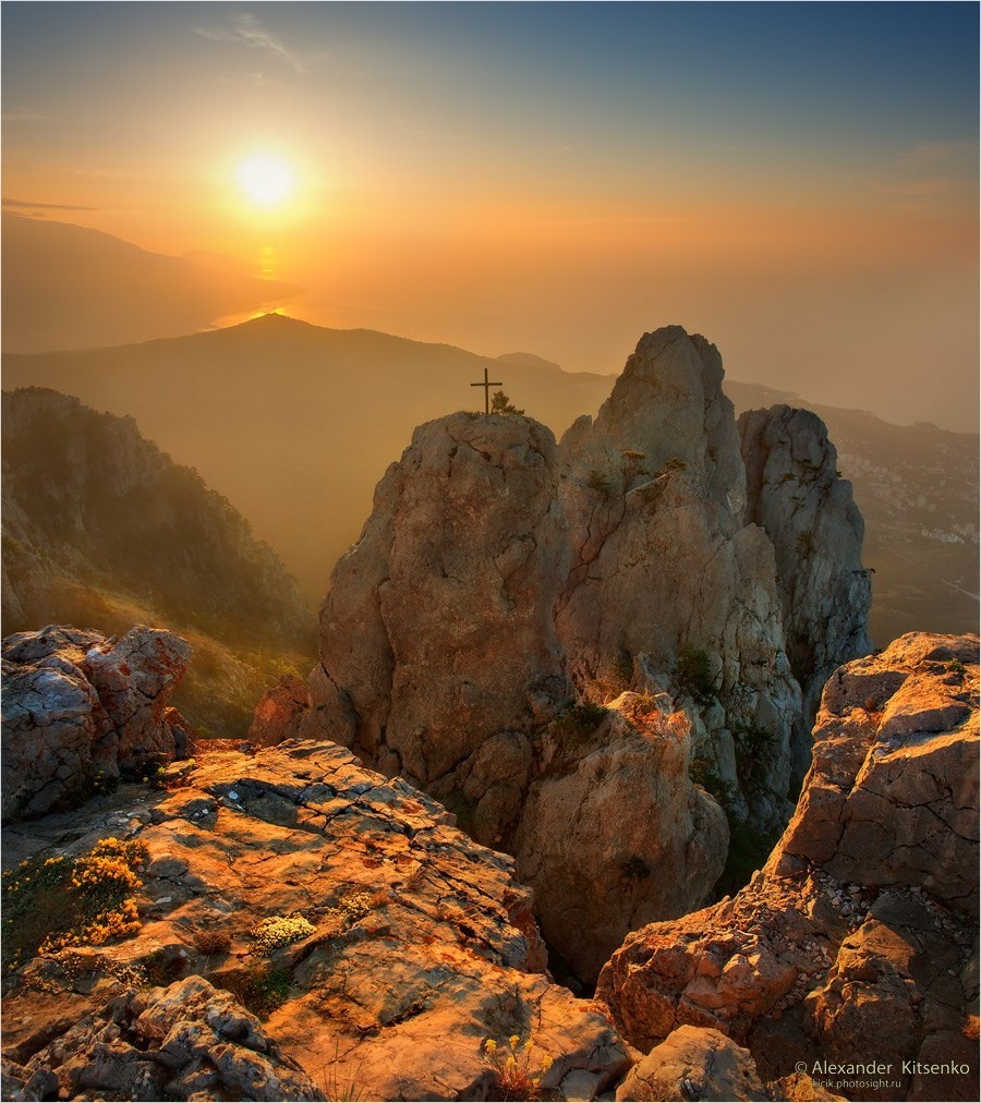 Величественные зубцы Ай-Петри
Фото: Александр Киценко