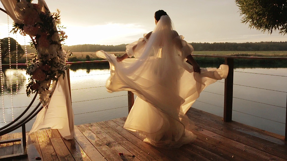 Кадр из клипа