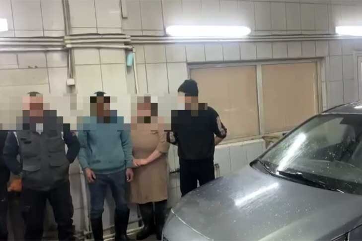    Кадр из видео ГУ МВД России по Новосибирской области