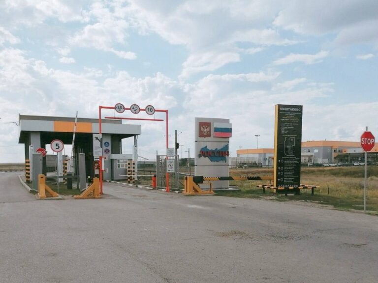    В Оренбуржье с 1 декабря начнётся эксперимент по сдаче биометрии иностранцами Оренбуржье