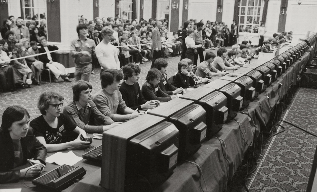 Фото первого турнира по киберспорту, 1972 год