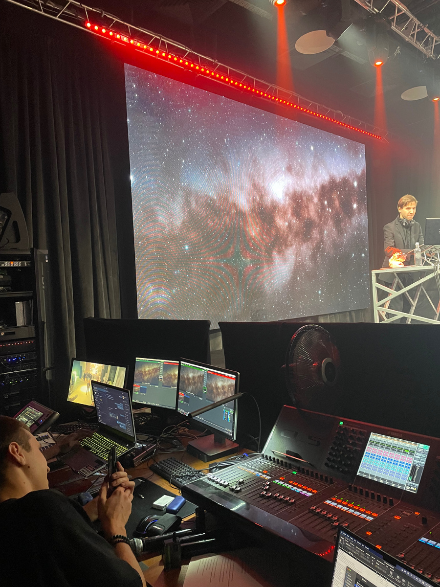 Тема корпоратива — космические кинофраншизы 