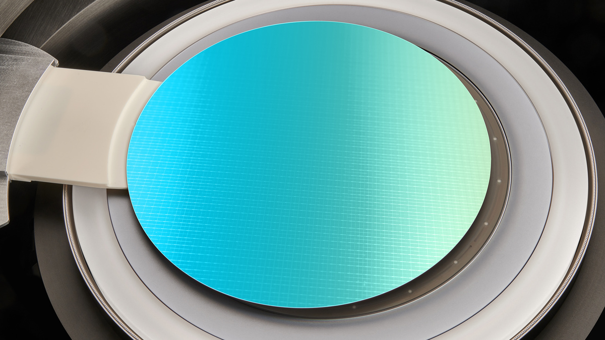 Американская Lam Research – один из крупнейших производителей производственного оборудования для полупроводниковой промышленности. Камера установки травления Vantex. Изображение: newsroom.lamresearch.com