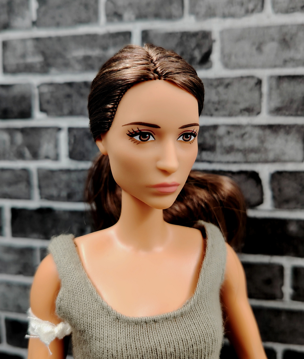 Barbie Лара Крофт