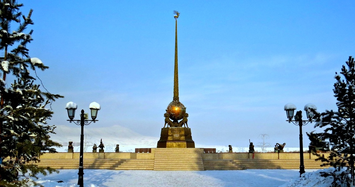 Из открытых источников. Обелиск Центр Азии