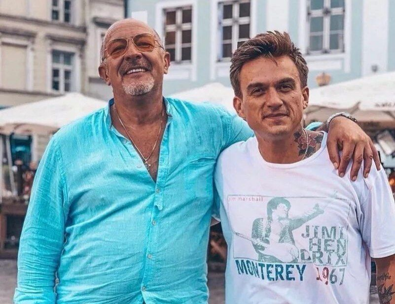 Влад Топалов с отцом. Фото: myseldon.com