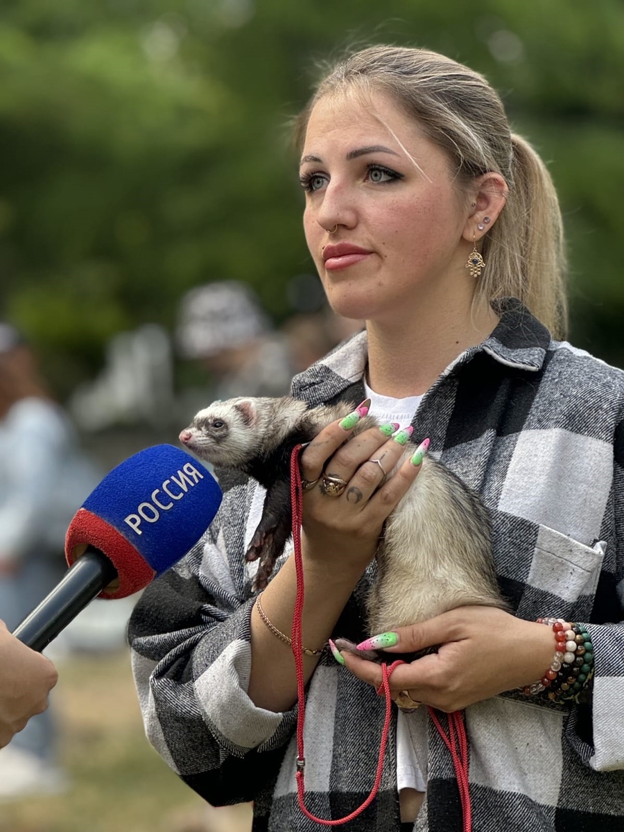 Анна Круду с питомцем – хорьком. / ФОТО из личного архива Анны Круду