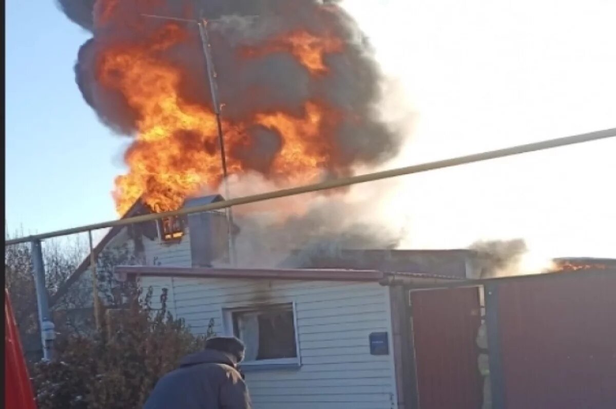    В Челябинской области полицейские спасли на пожаре пожилую семейную пару