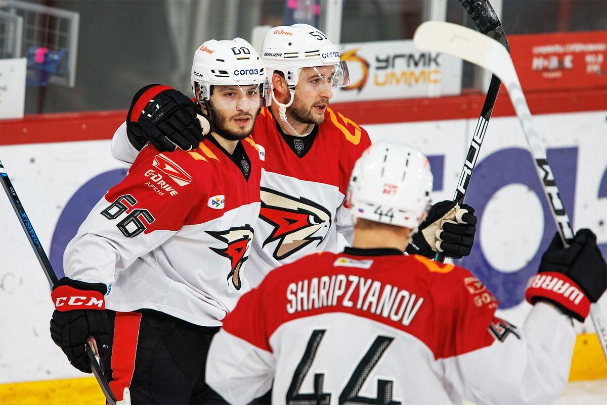    Антон Басанаев, photo.khl.ru