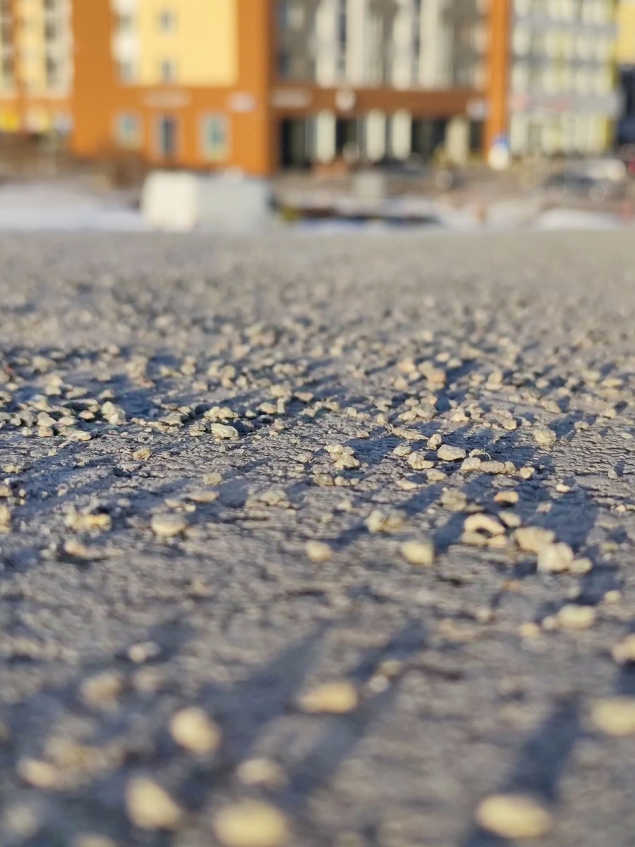 Песок на дороге. А почему нет? Очень живописненько 🤭