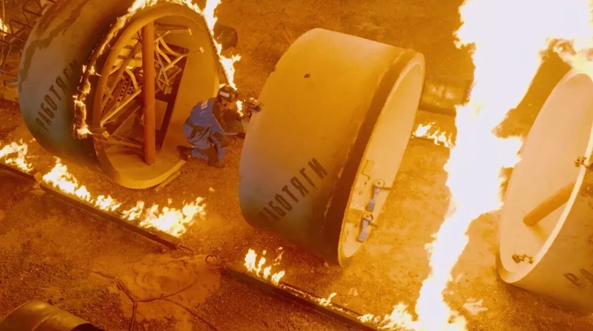    Участникам шоу предстоит пройти марафон со смертельно-опасными испытаниями и бороться за 10 млн рублей