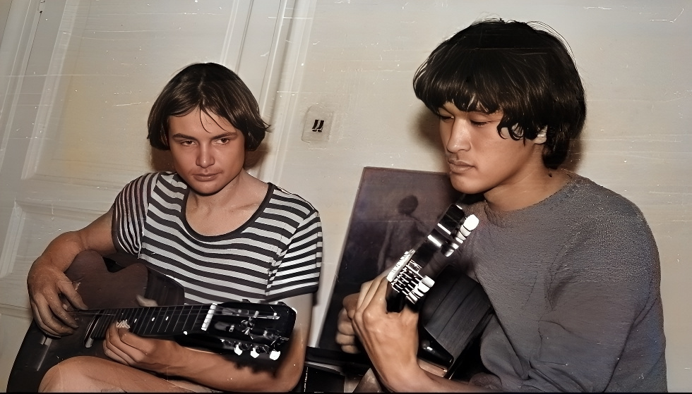 Алексей Рыбин и Виктор Цой (фото из открытых источников)