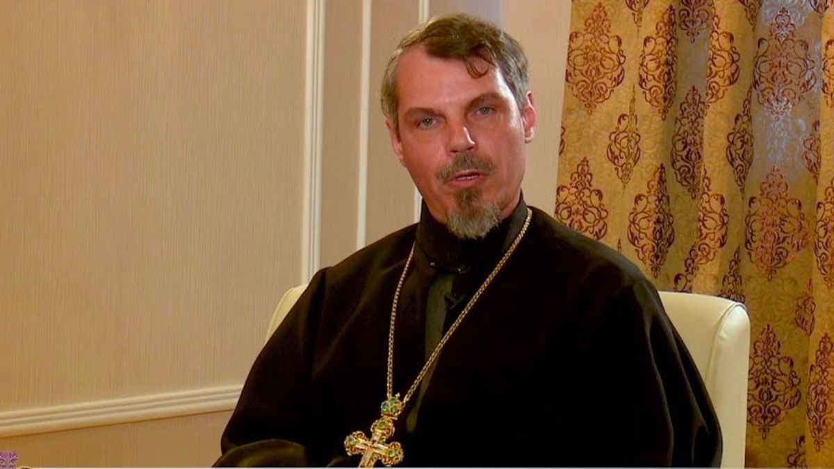 Дмитрий Шушпанов — протоиерей, настоятель храма св. вмч. Димитрия Солунского, благочинный (г. Талас, Кыргызстан).