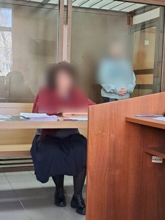    Фото из зала суда над обвиняемым в попытке убийства: t.me/mmtproc