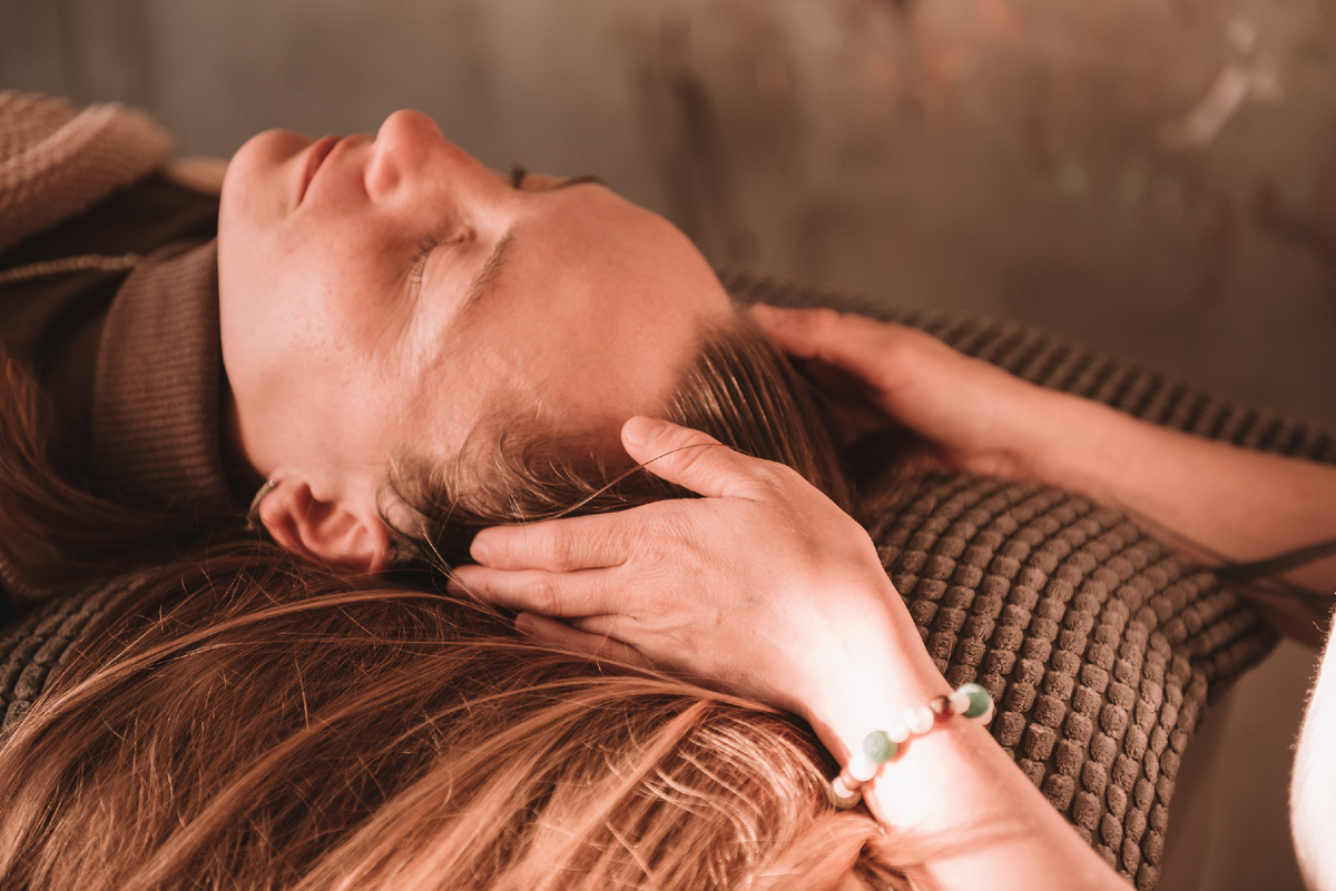 Сессии Аксесс Барс помогают отпустить суждения и впустить благодарость за все.