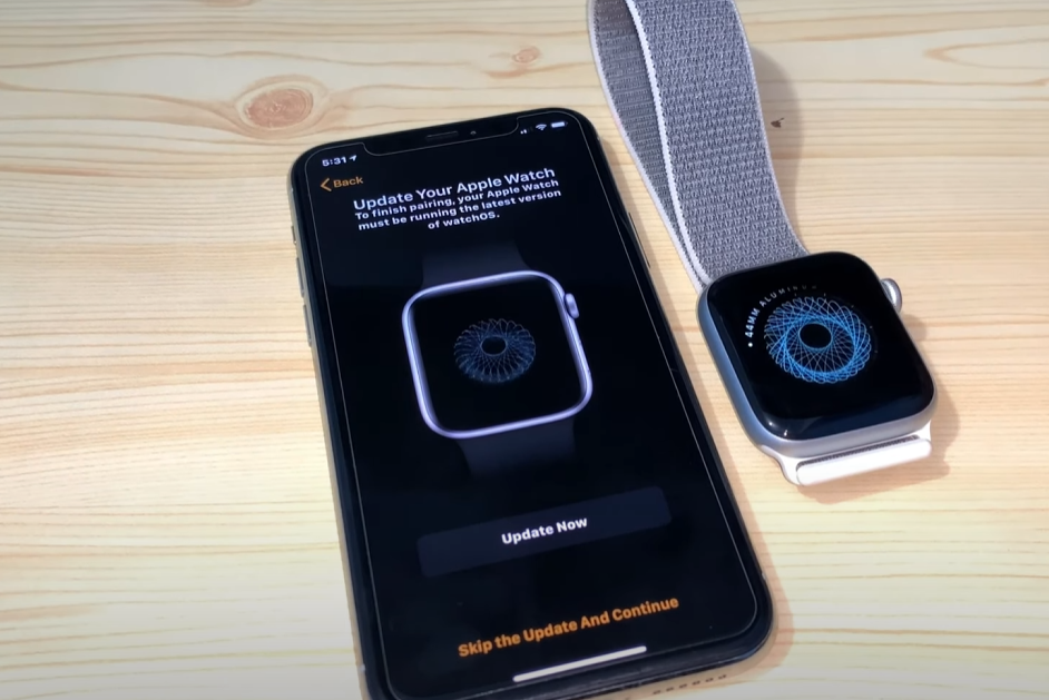 отвязать Apple Watch от iPhone