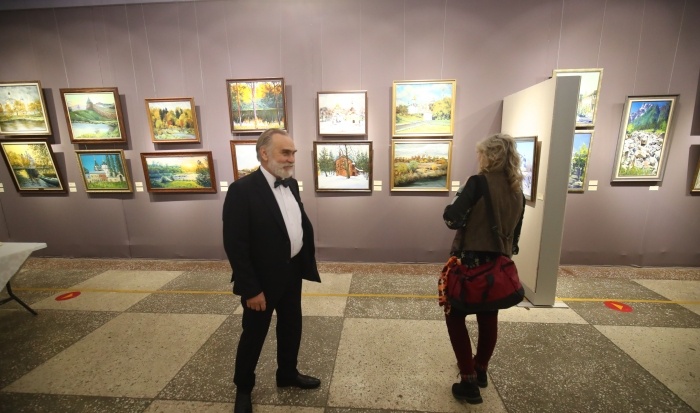 ,   📷,   📷,   📷