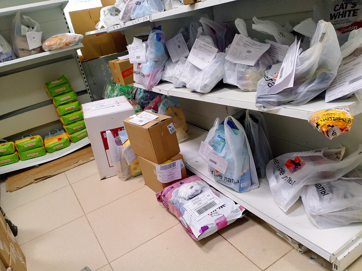 Это собранные заказы на четверых курьеров, и на один интервал. У каждого из нас свой район. 