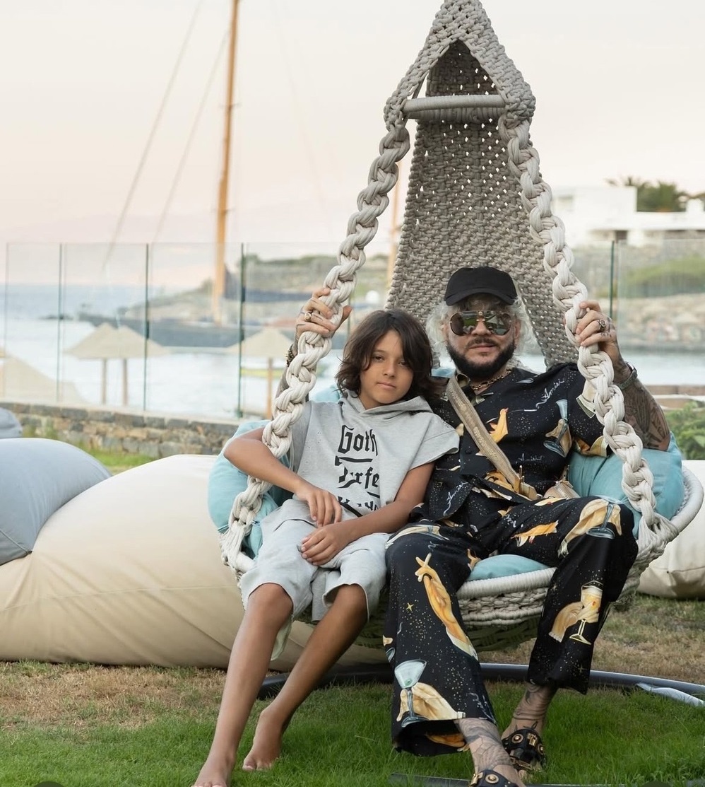 Мартин растет очень податливым мальчиком и хорошо учится. Фото: социальные сети.